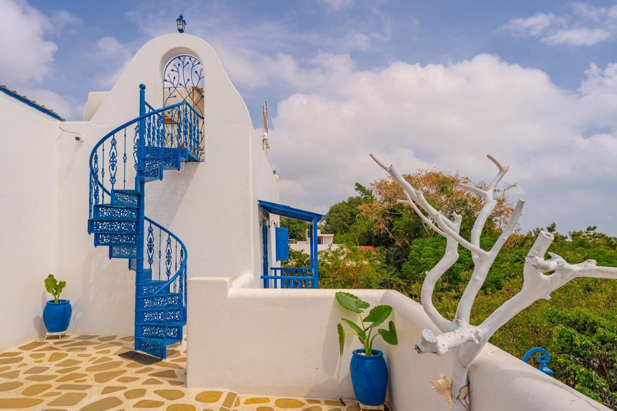 Conch Resort Luxury Private Pool Suites Пондичерри Экстерьер фото